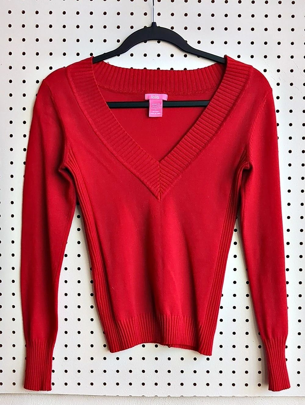 Lola V-Neck Sweater in Red